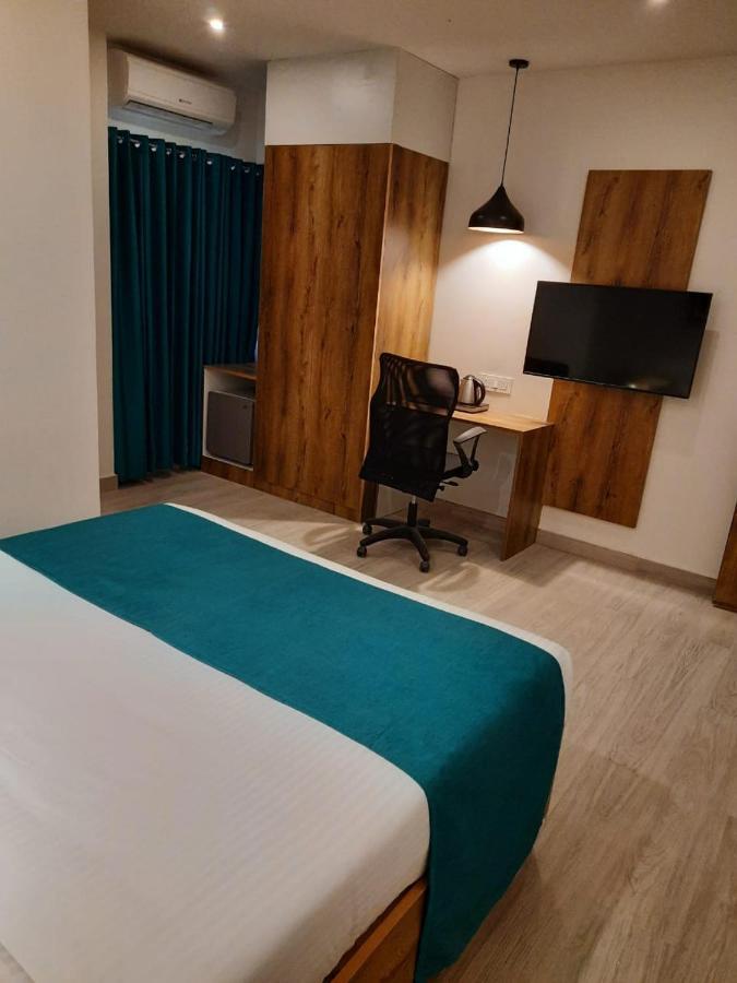 Regenta Inn Grand Koramangala By Royal Orchid Hotels Bangalore Extérieur photo