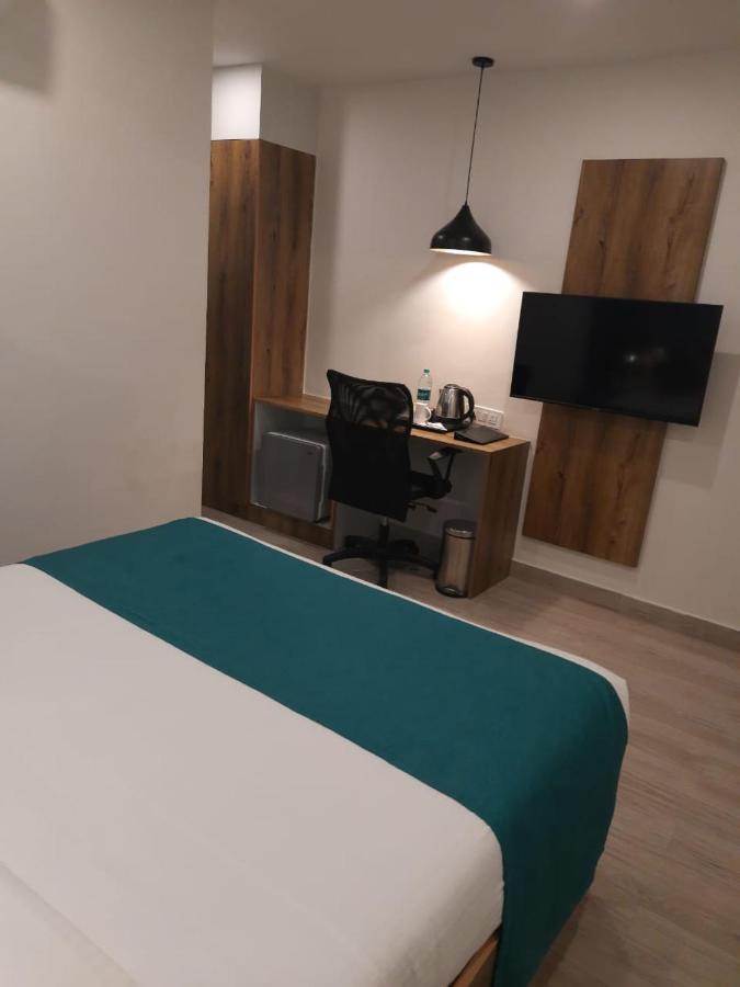 Regenta Inn Grand Koramangala By Royal Orchid Hotels Bangalore Extérieur photo
