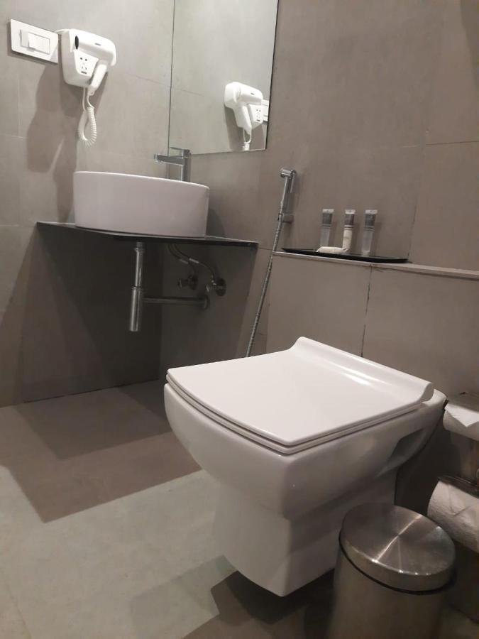Regenta Inn Grand Koramangala By Royal Orchid Hotels Bangalore Extérieur photo